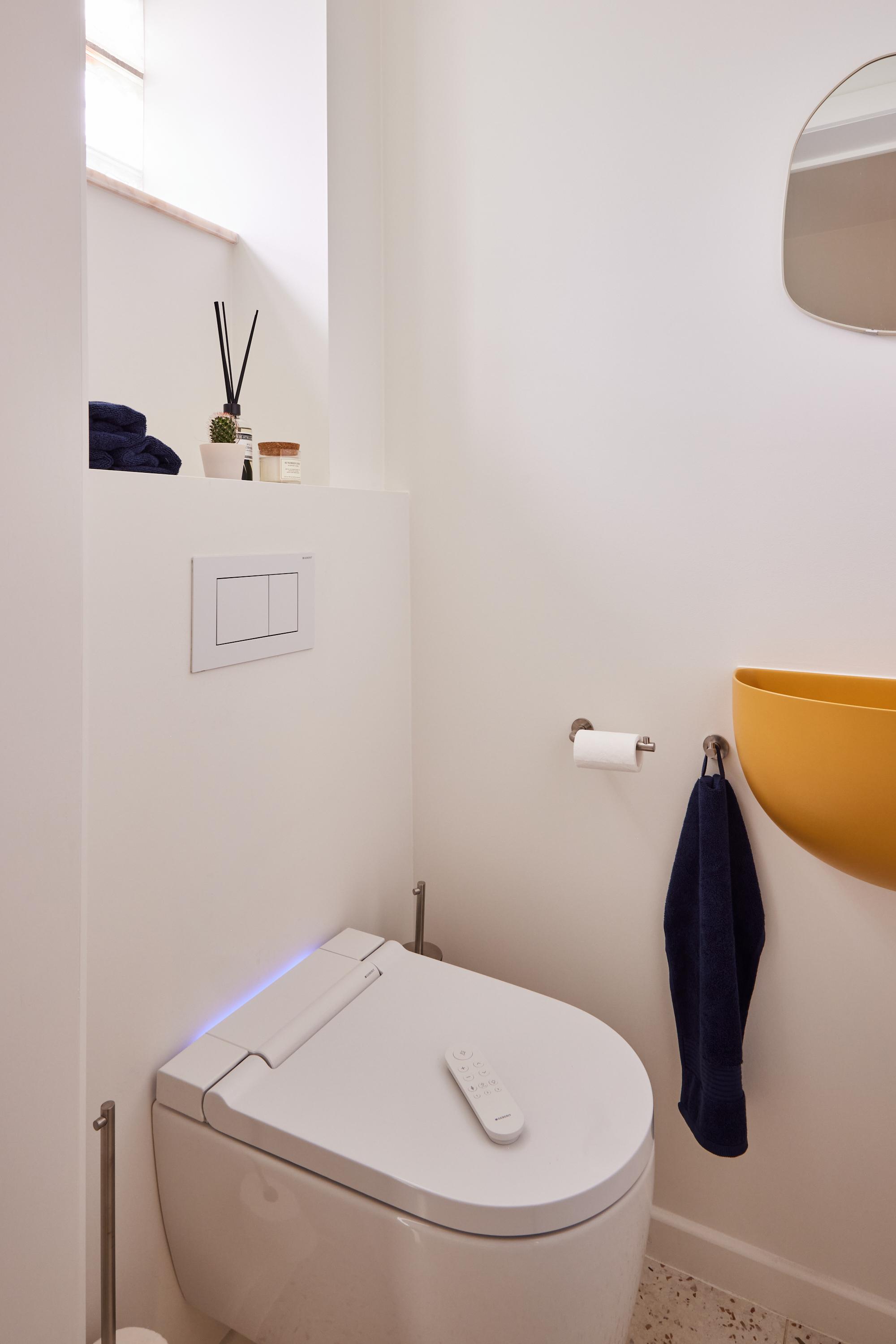fr temoignages-clients salle-de-bain-familiale-pratique-avec-des-details-robustes-et-chics-pour